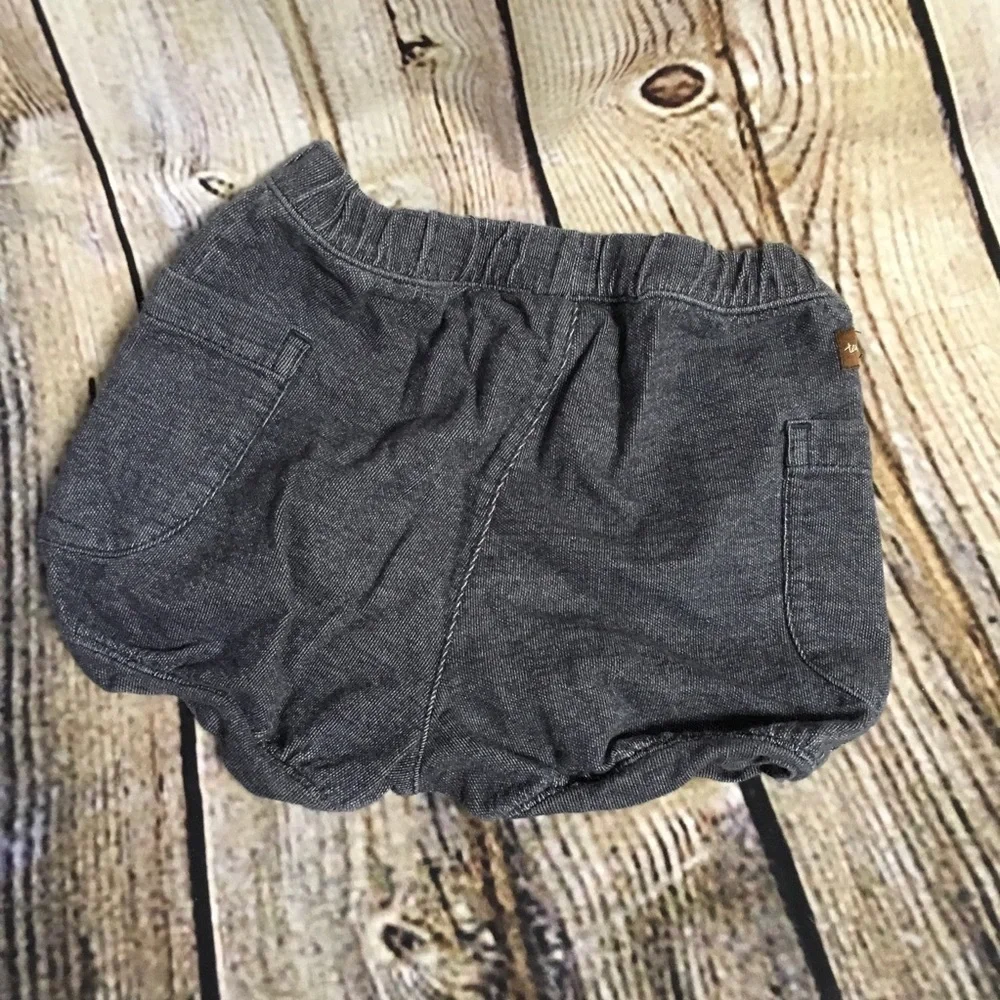 Girls 2T balloon shorts